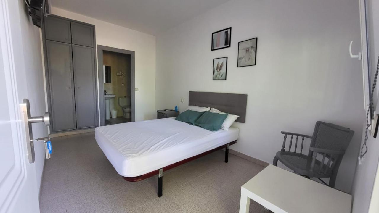 Hostal San Martin De Montalban Екстер'єр фото